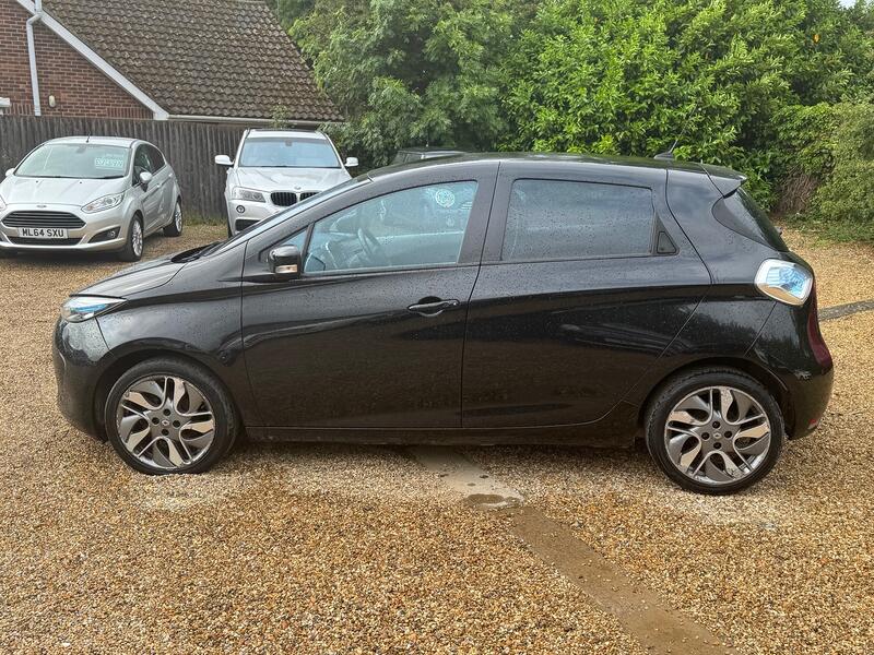 RENAULT ZOE