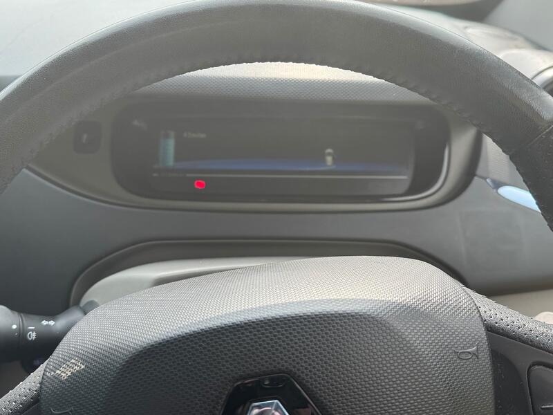 RENAULT ZOE