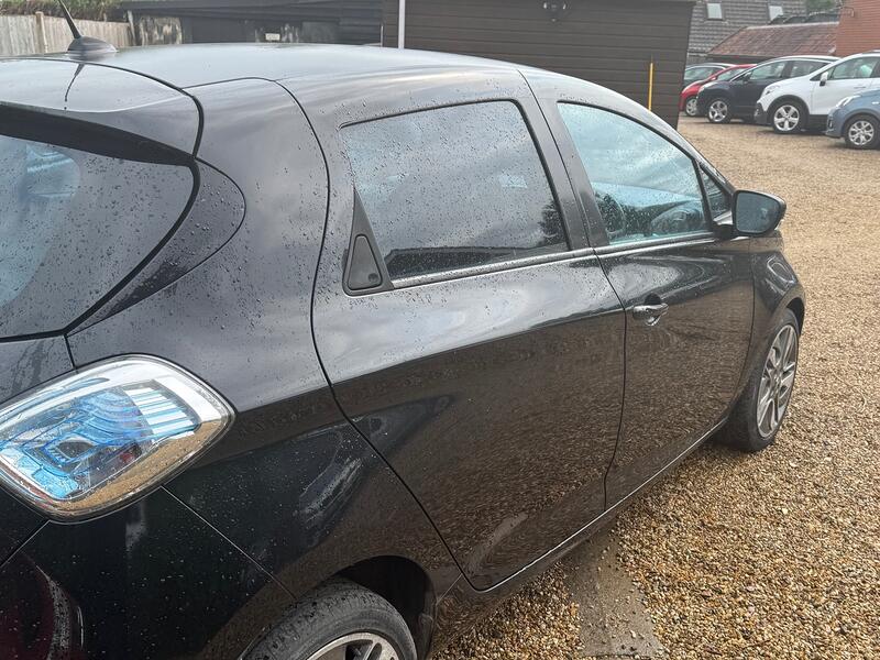 RENAULT ZOE