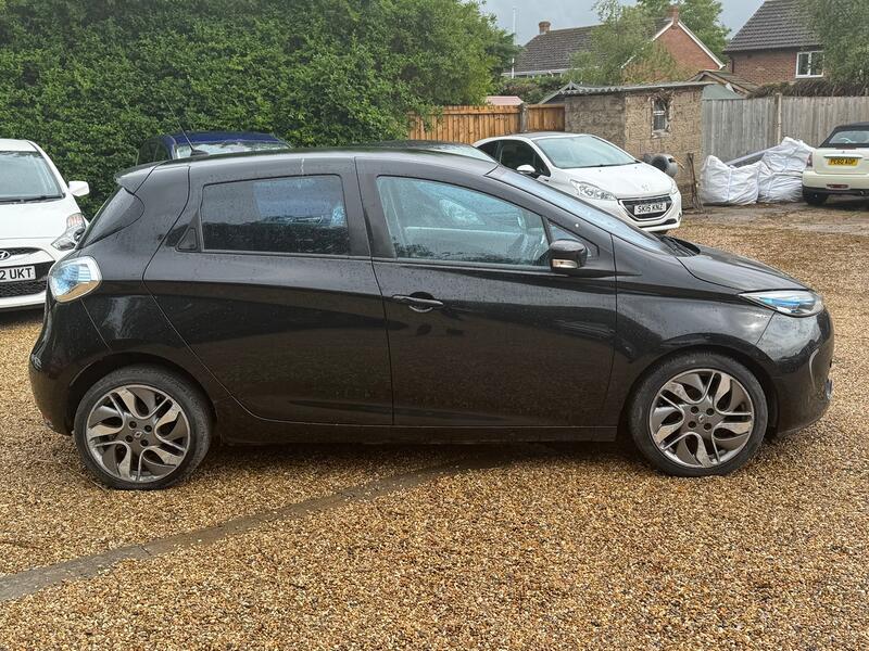 RENAULT ZOE
