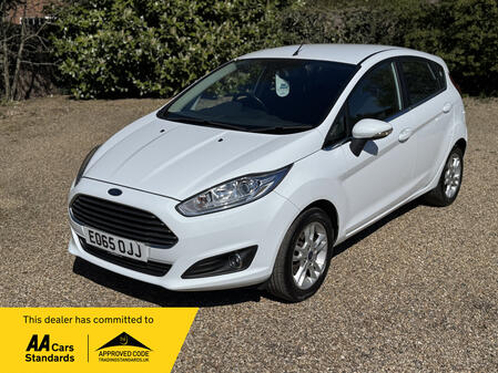 FORD FIESTA 1.0 T EcoBoost Zetec