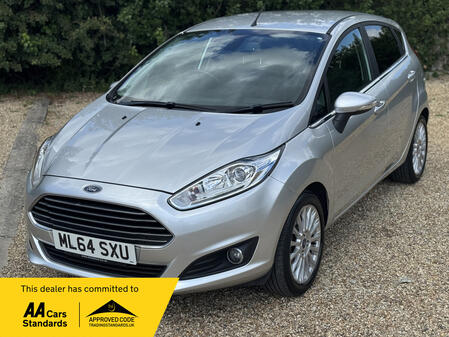 FORD FIESTA 1.6 Titanium Automatic