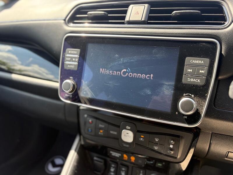 NISSAN LEAF