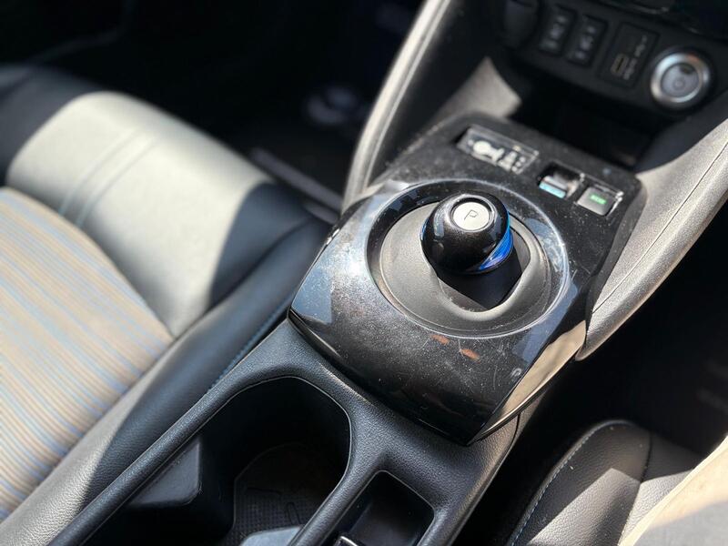 NISSAN LEAF